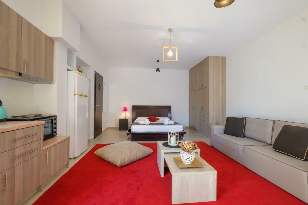 Almyros Aktis Private Garden Apartment Kalamata Exterior photo